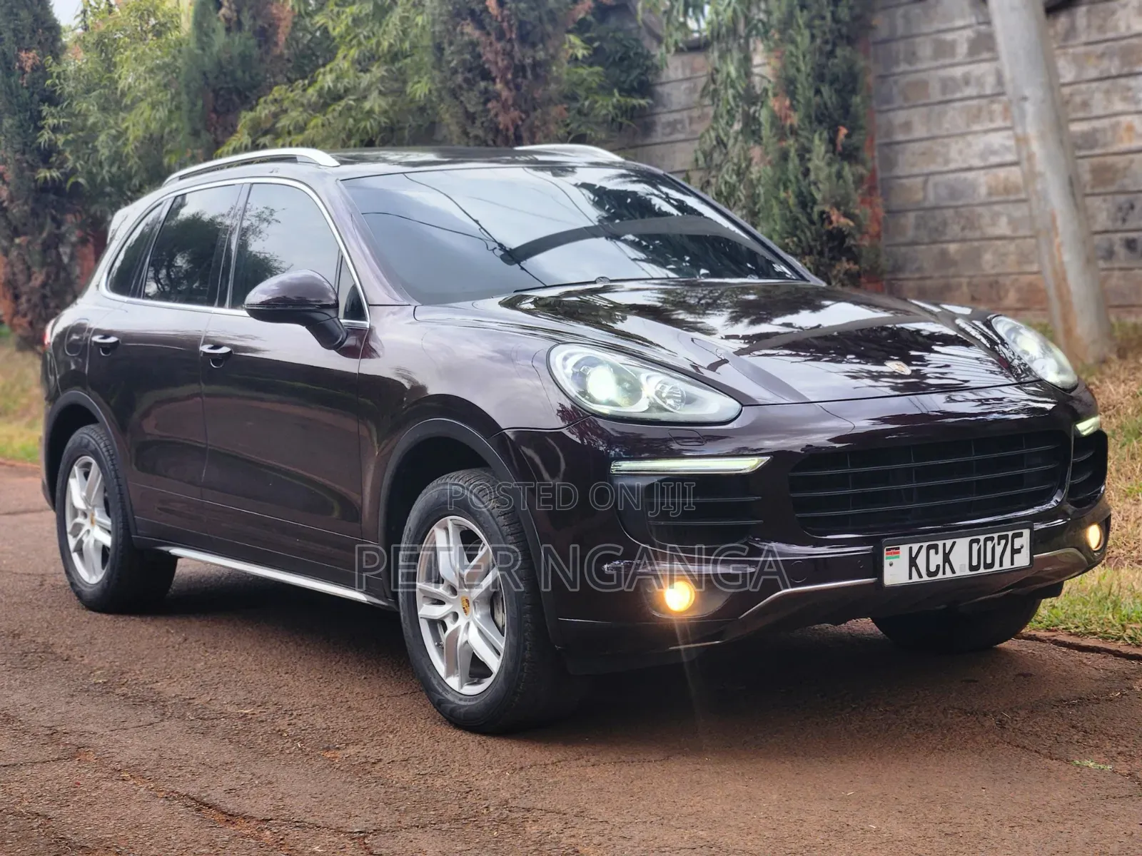 Porsche Cayenne 2016 Purple