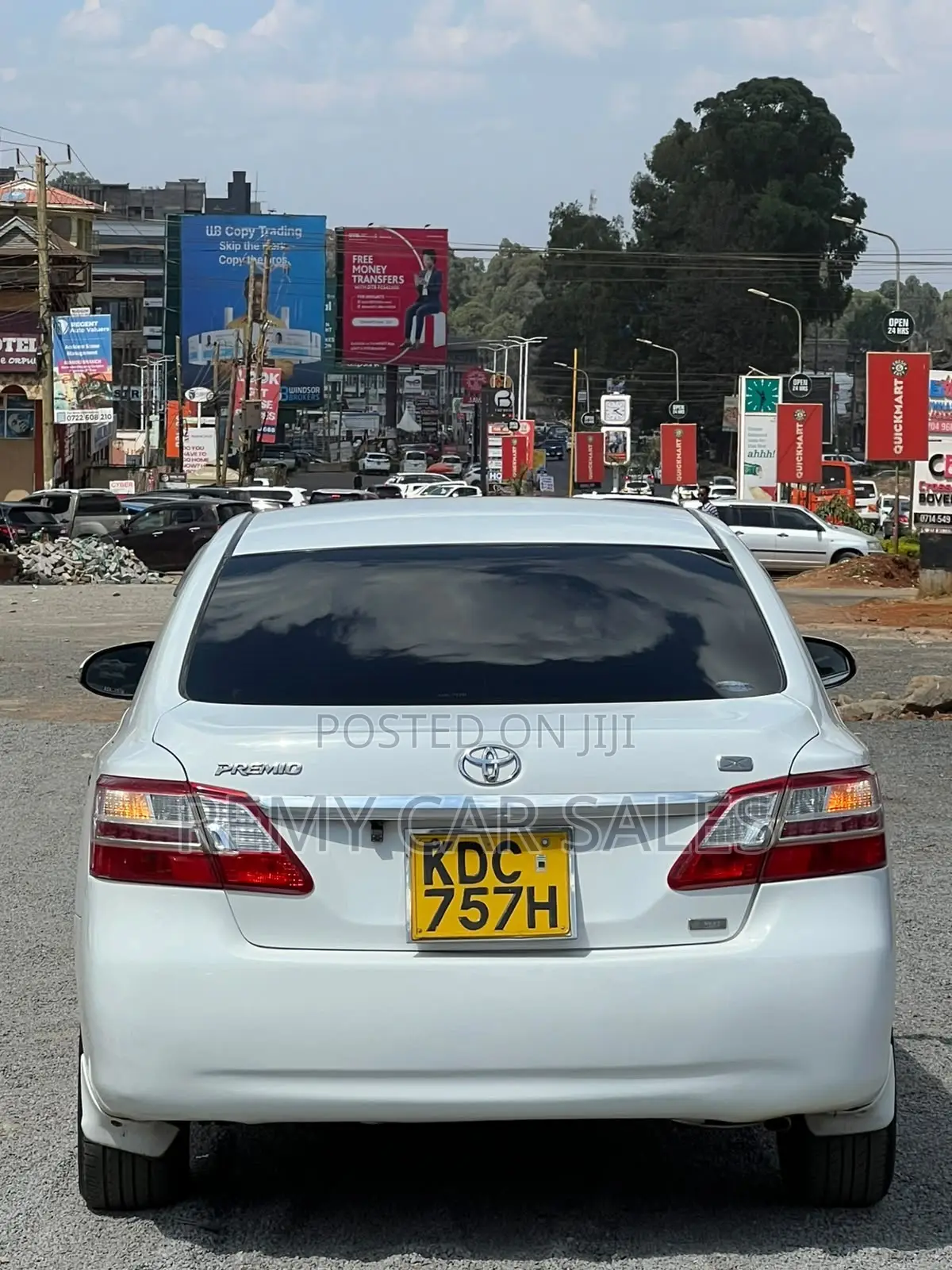 Toyota Premio 2014 White