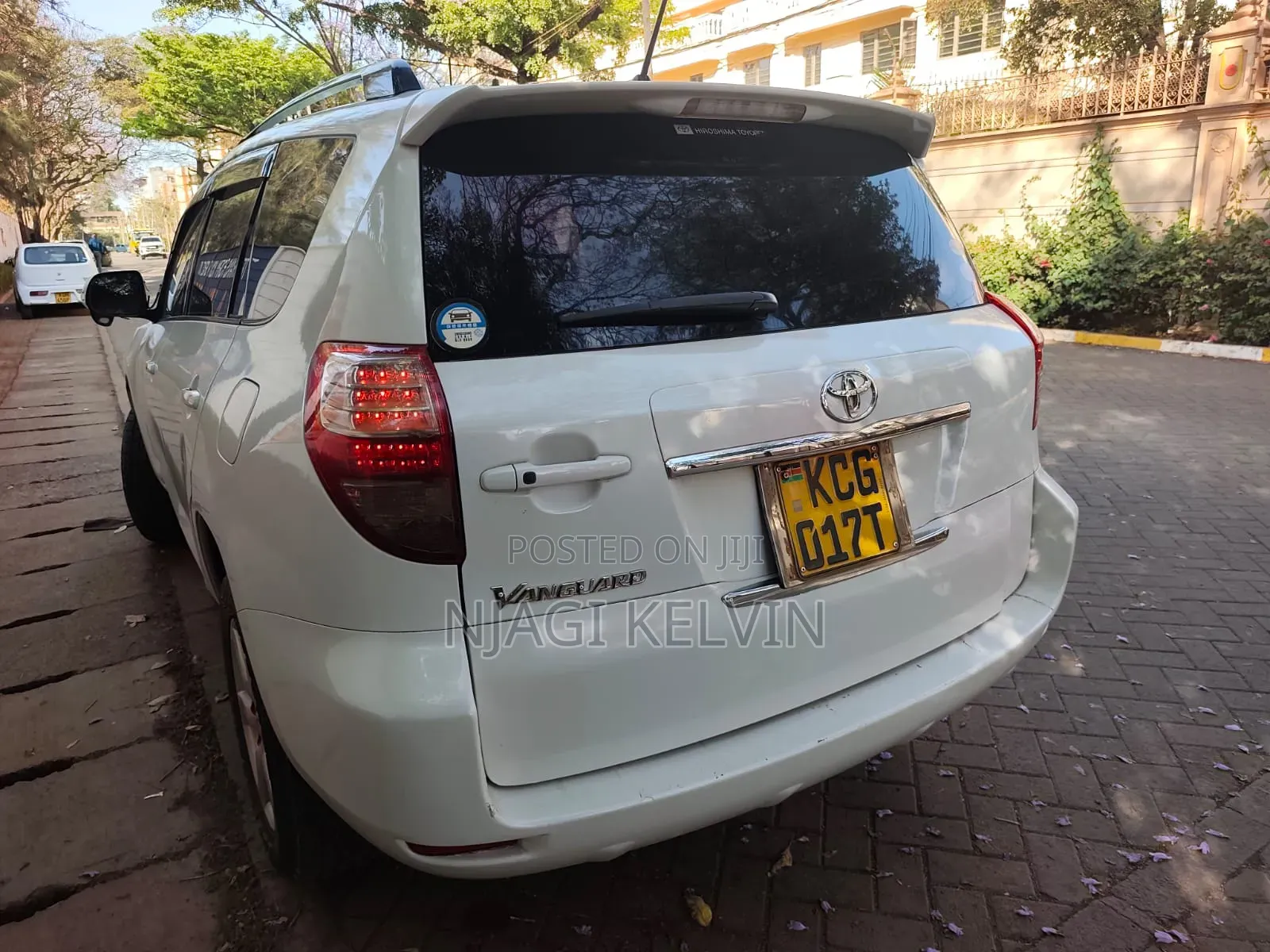 Toyota Vanguard 2010 Pearl