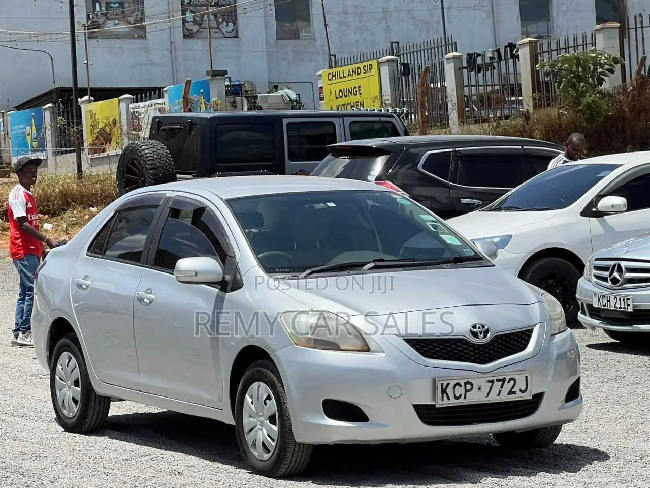 Toyota Belta 2010 Silver
