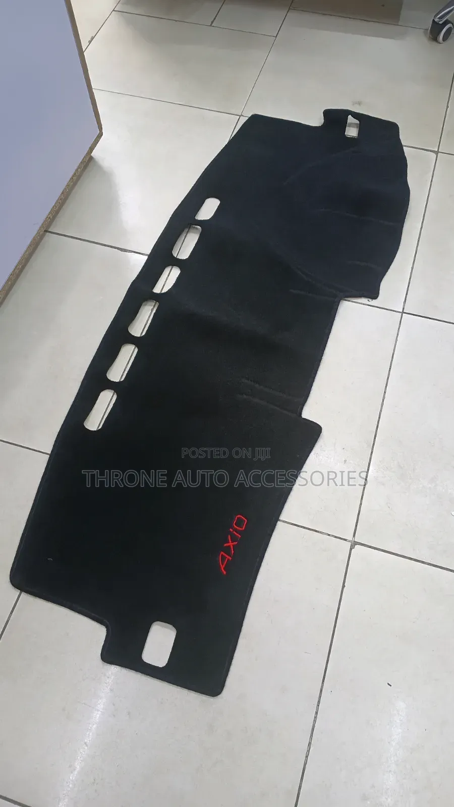 Axio Dashboard Cover Black