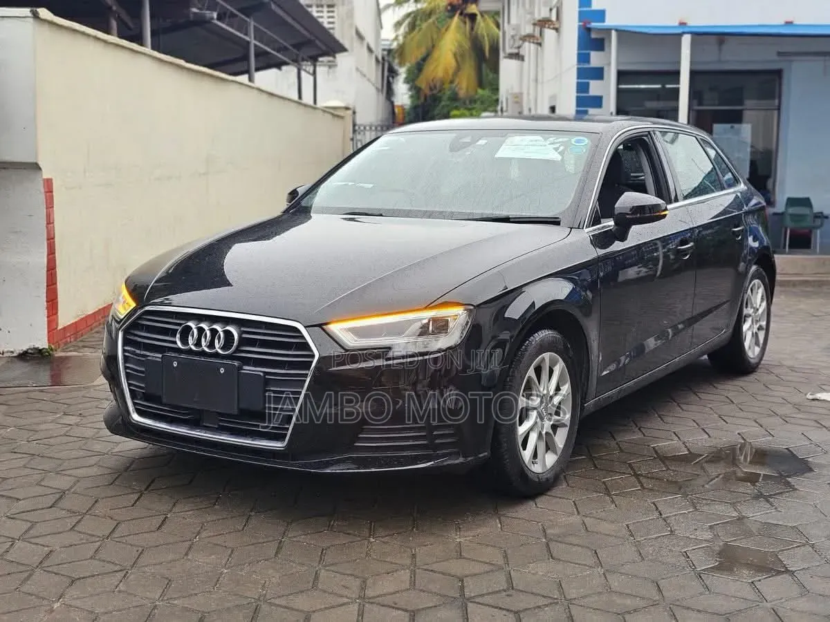 Audi Q7 Premium 2020 Black