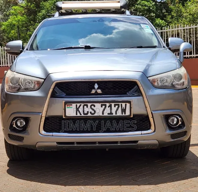 Mitsubishi RVR 2.0 2011 Gray