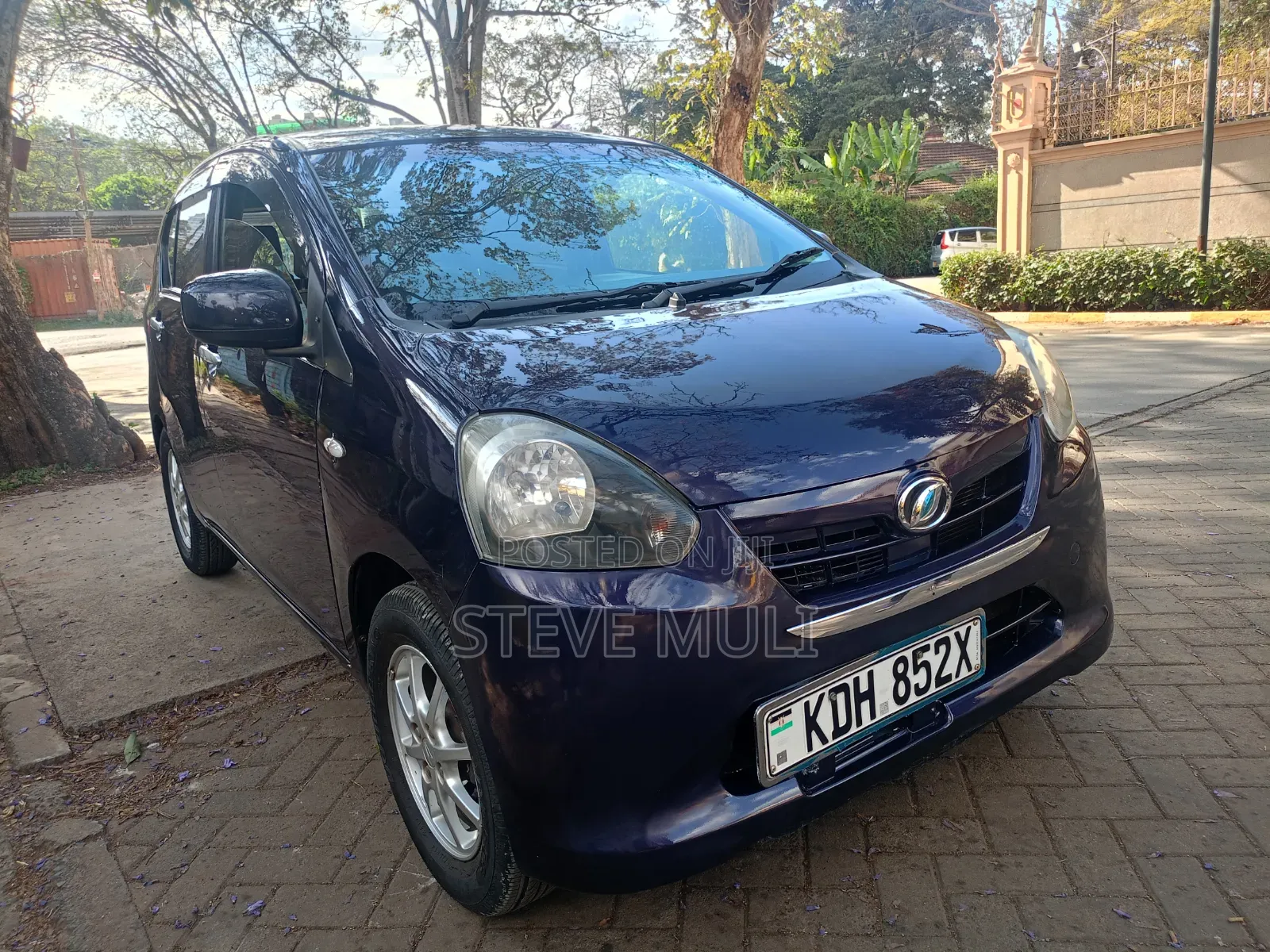Daihatsu Mira 2015 Purple