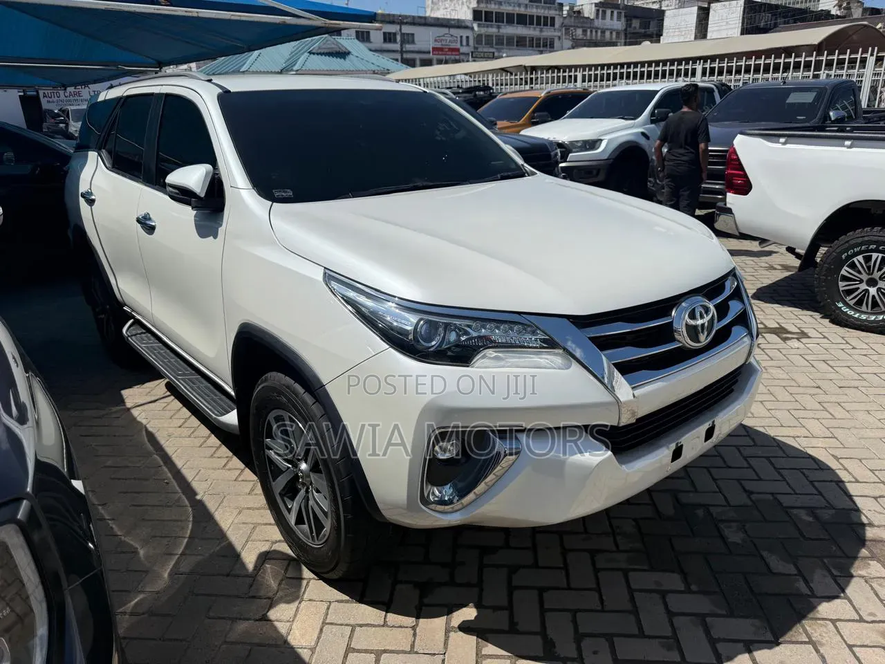 Toyota Fortuner 2.4 D AWD 2020 White