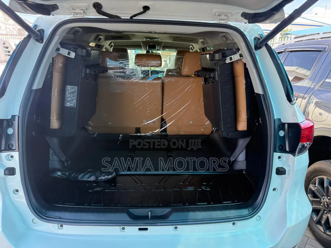 Toyota Fortuner 2.4 D AWD 2020 White