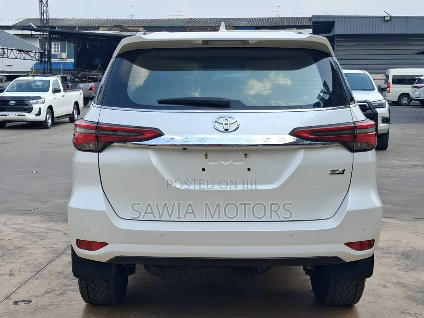 Toyota Fortuner 2.4 D AWD 2020 White