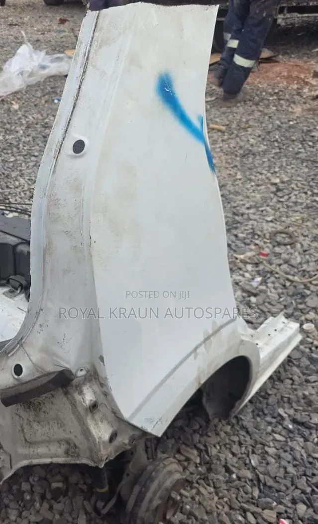 Suzuki Alto Center Pillars