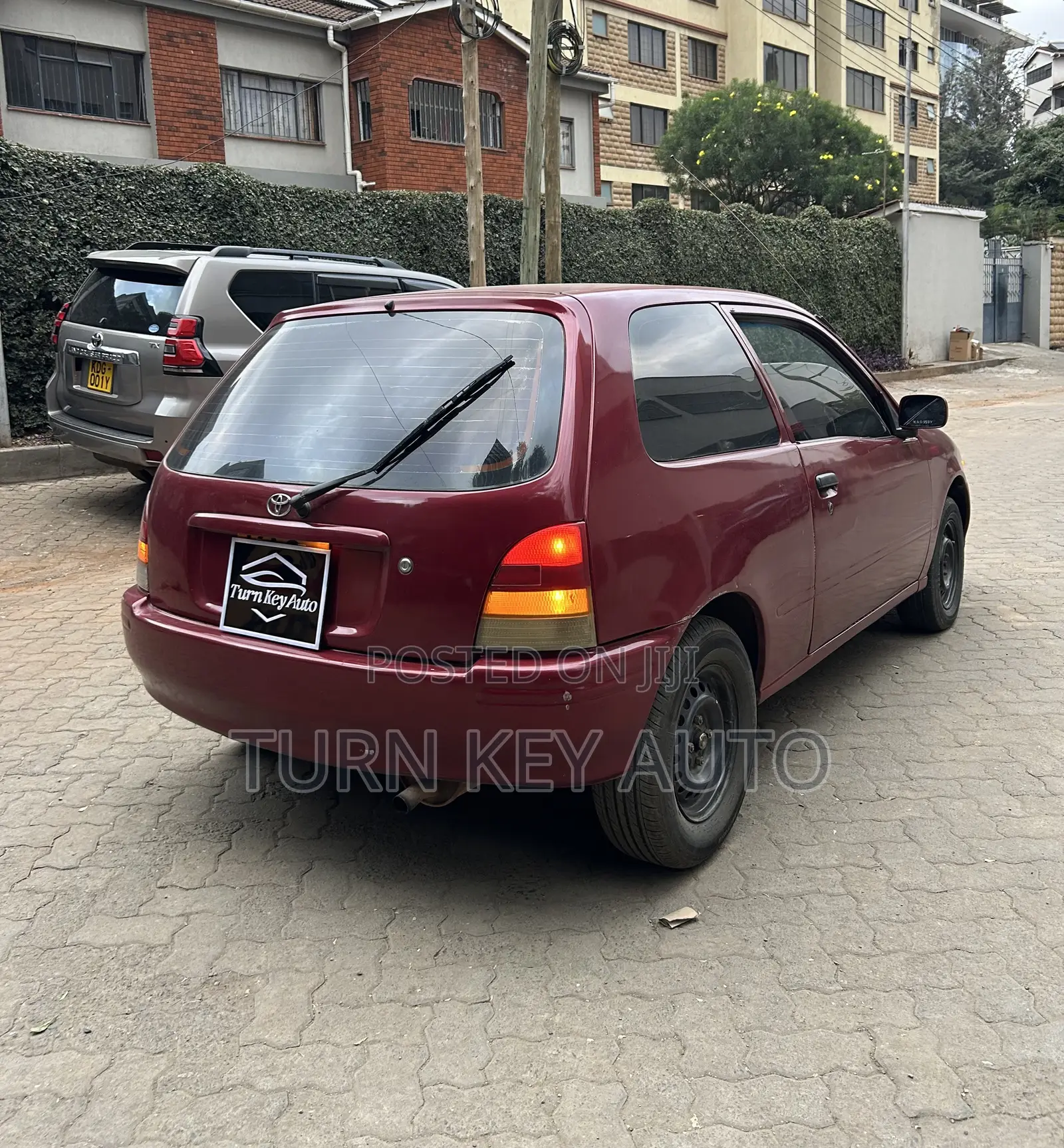 Toyota Starlet Glanza 1995 Red