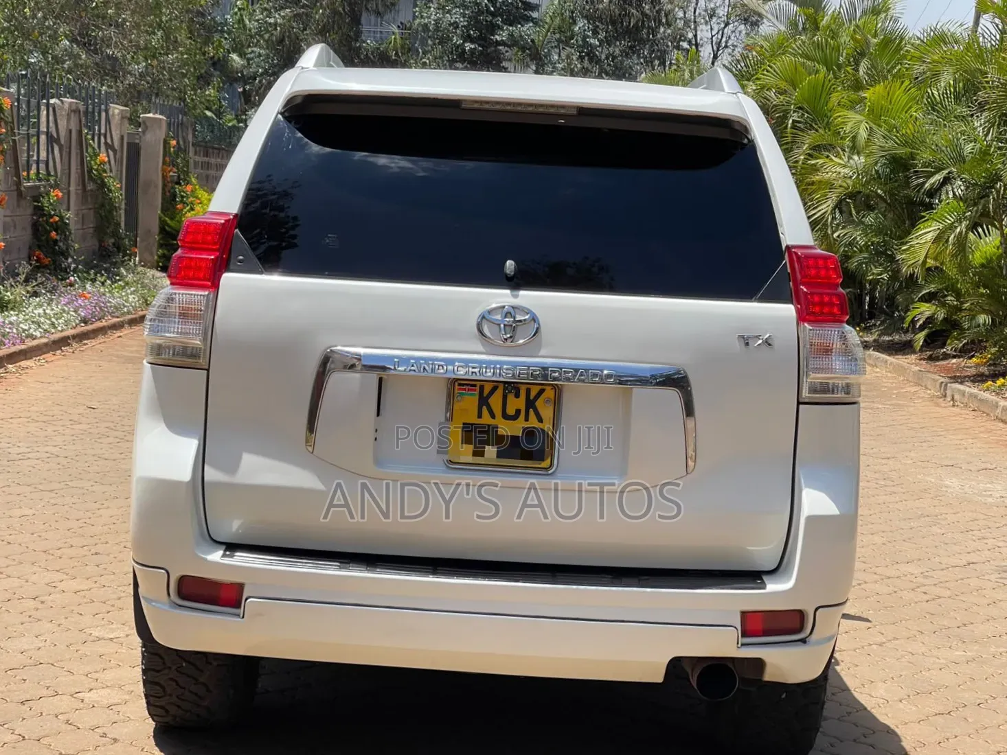Toyota Land Cruiser Prado 2.7 i 2010 White