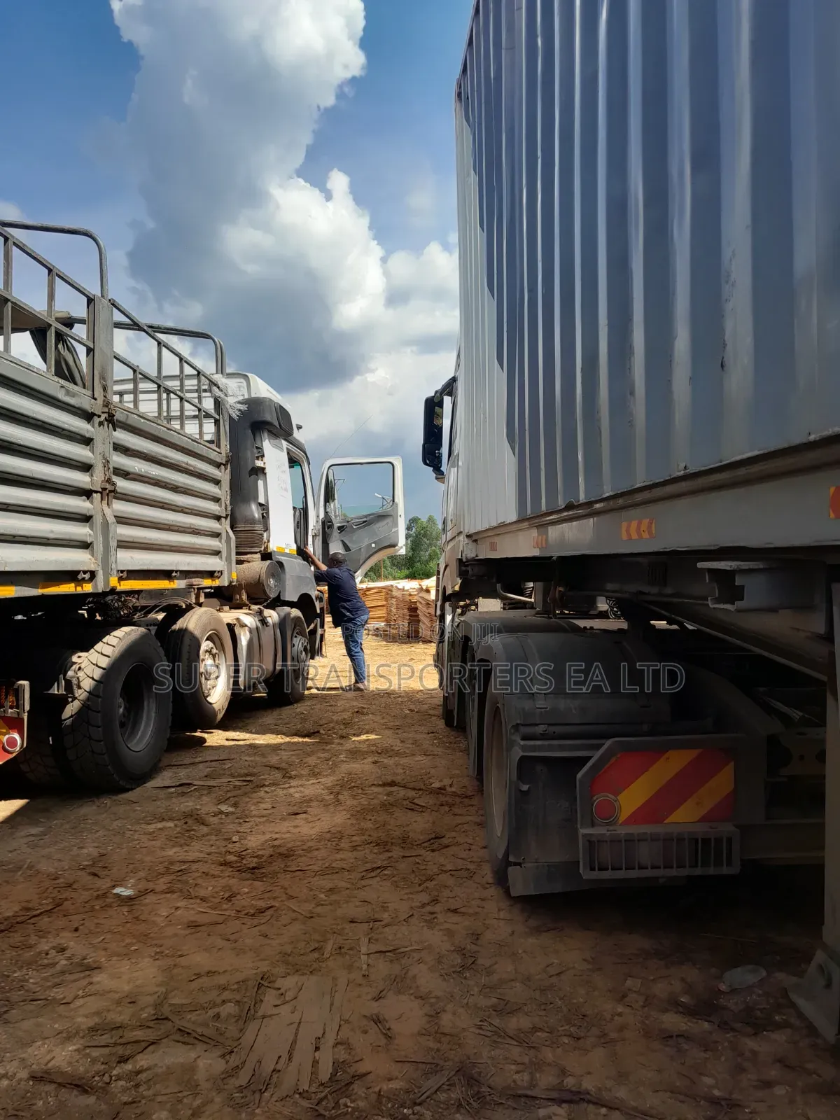 We Deliver Saw-Dust,compost manure.site Debry Clearance.