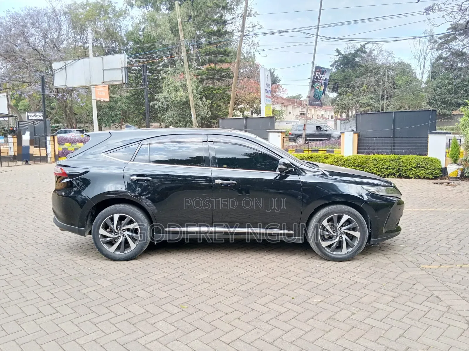 Toyota Harrier 2017 Black