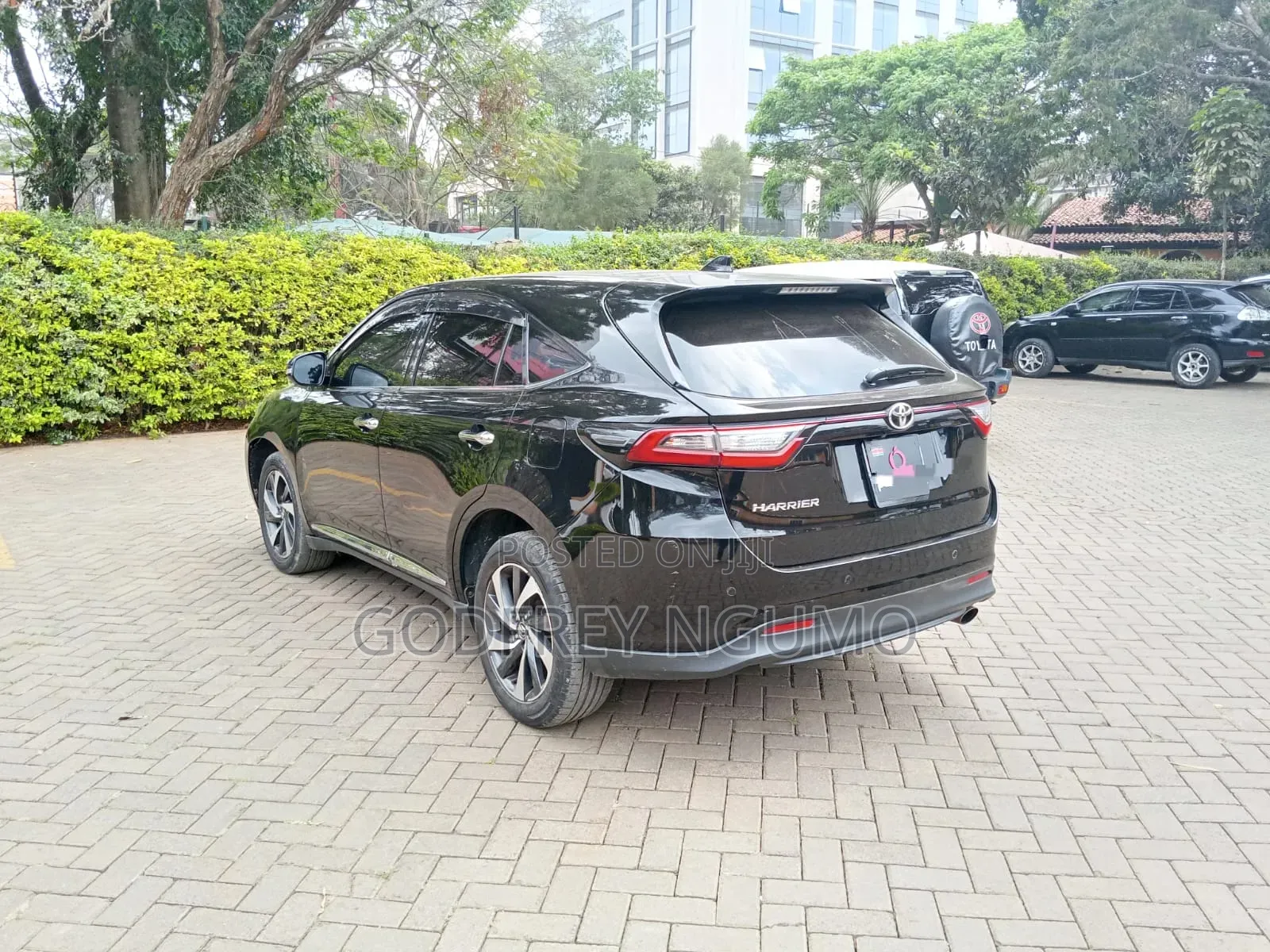Toyota Harrier 2017 Black