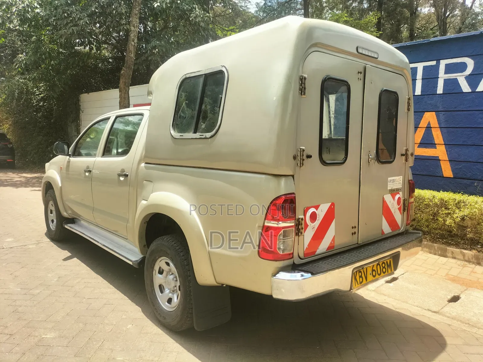 Toyota Hilux 2013 Beige