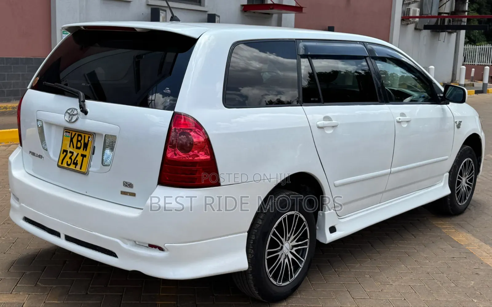 Toyota Corolla Fielder 1.5 Petrol FWD 2006 White