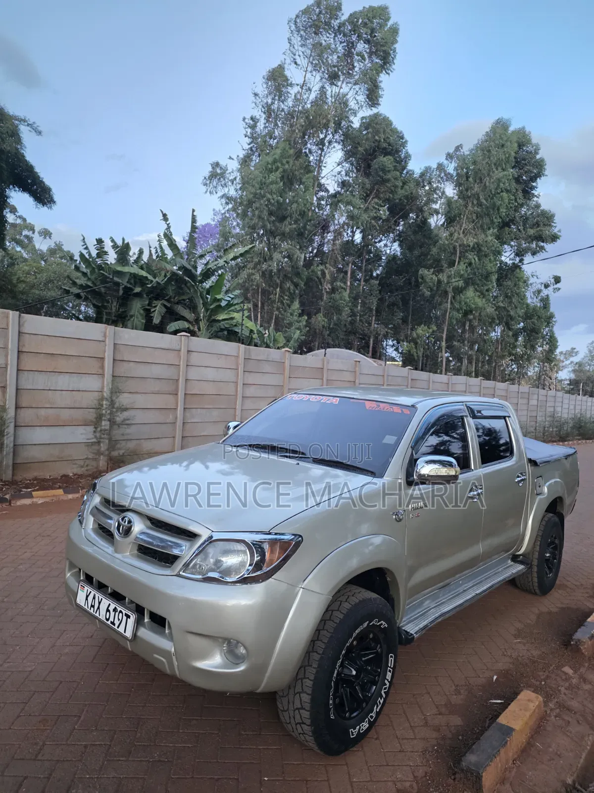 Toyota Hilux 2007 Gold