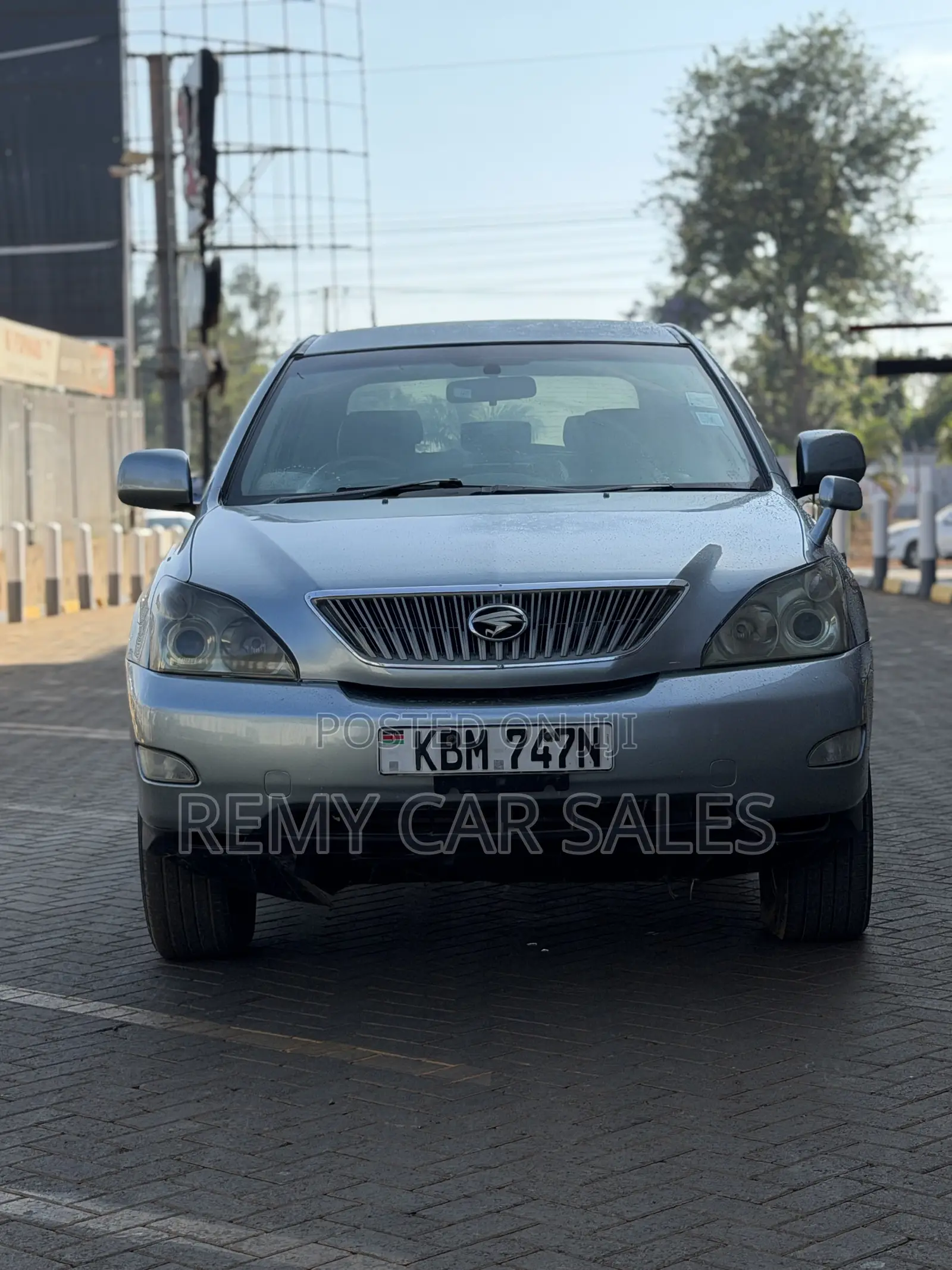 Toyota Harrier 2004 Silver