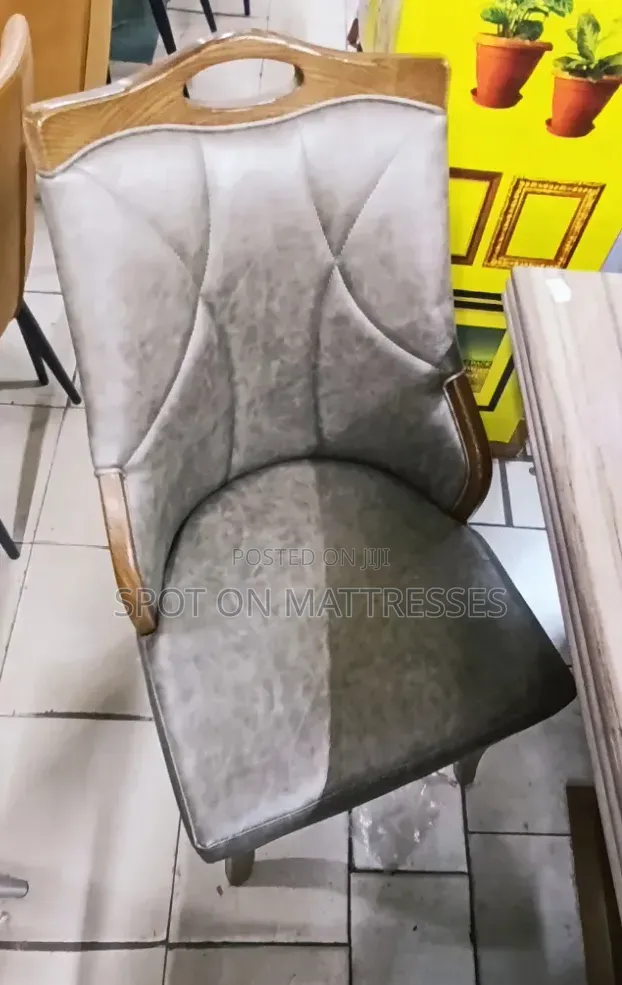 Royal Family Dining Set 6-Seater. Pure Marble Table. We Offer Delivery