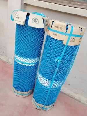 Plastic Coated Farm & Garden Fencing Mesh (1m by 25m)