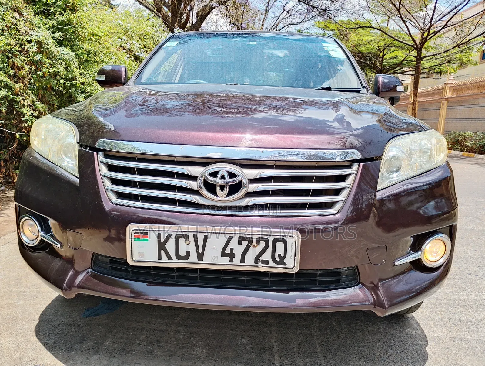 Toyota Vanguard 2012 Maroon