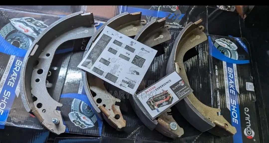 Brake Shoes/ Lining Toyota Land Cruiser 79