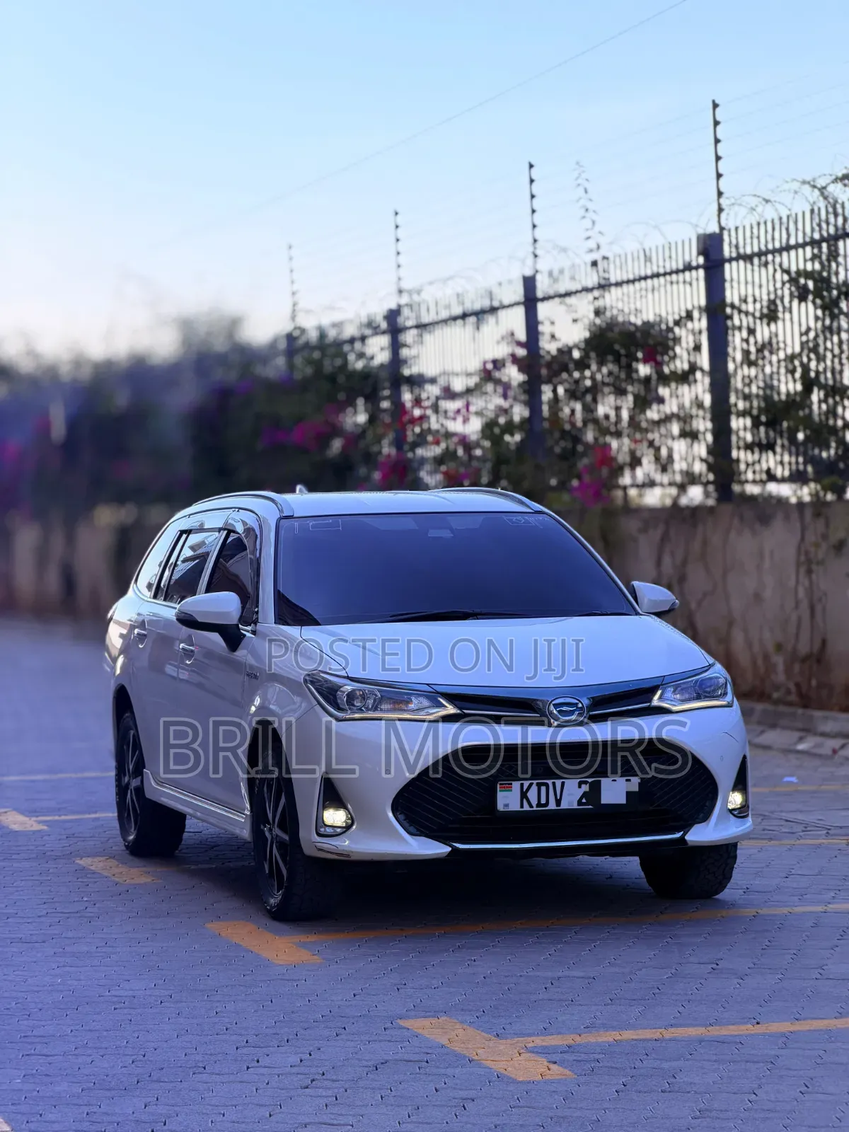 Toyota Corolla Fielder 2018 White