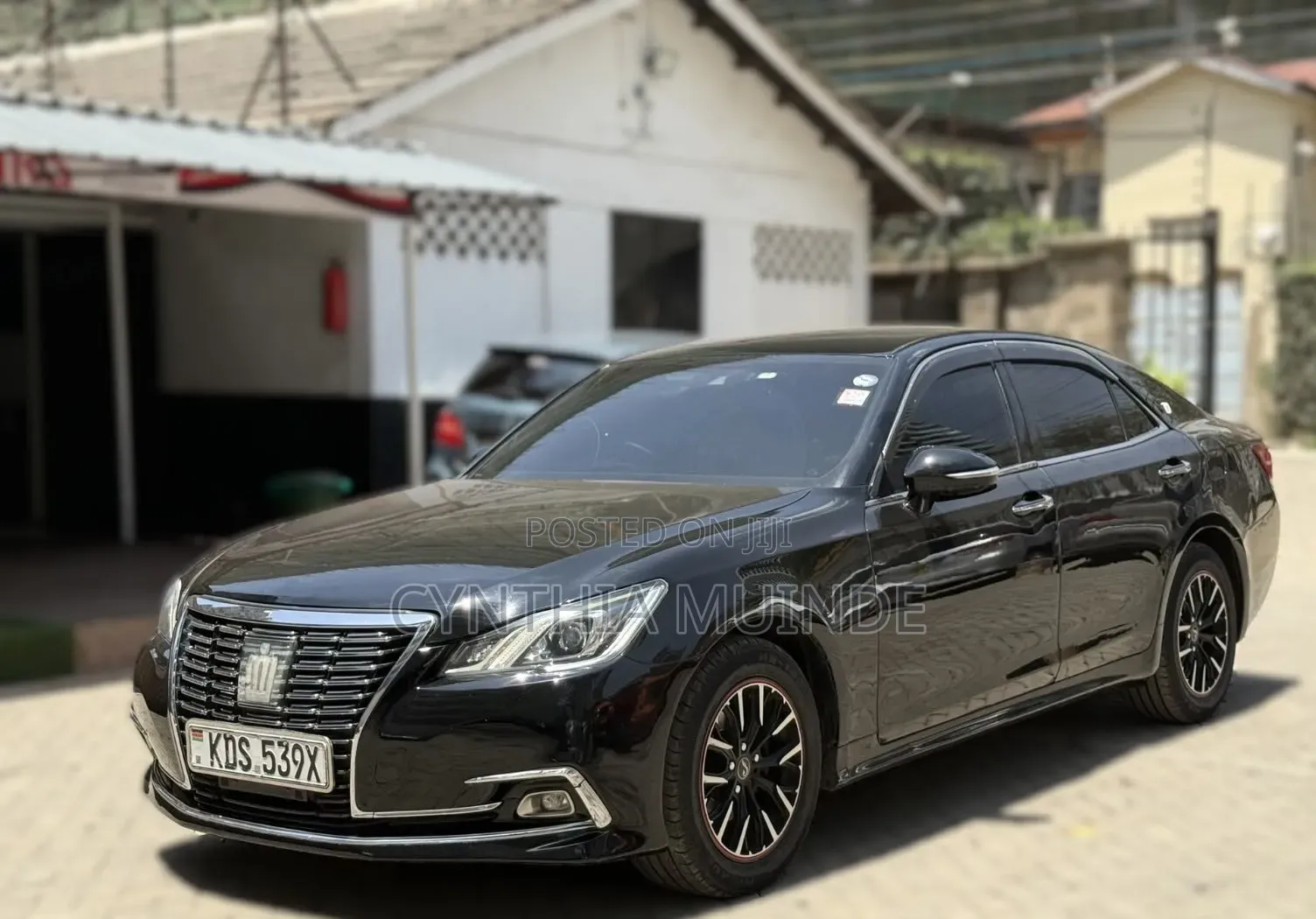Toyota Crown 2016 Black