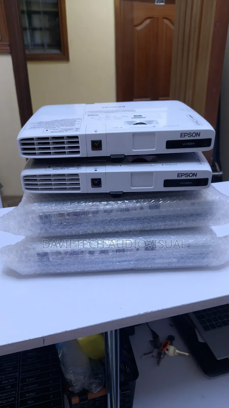 .Powerlite 1776w, Epson Ultra Slim Projector