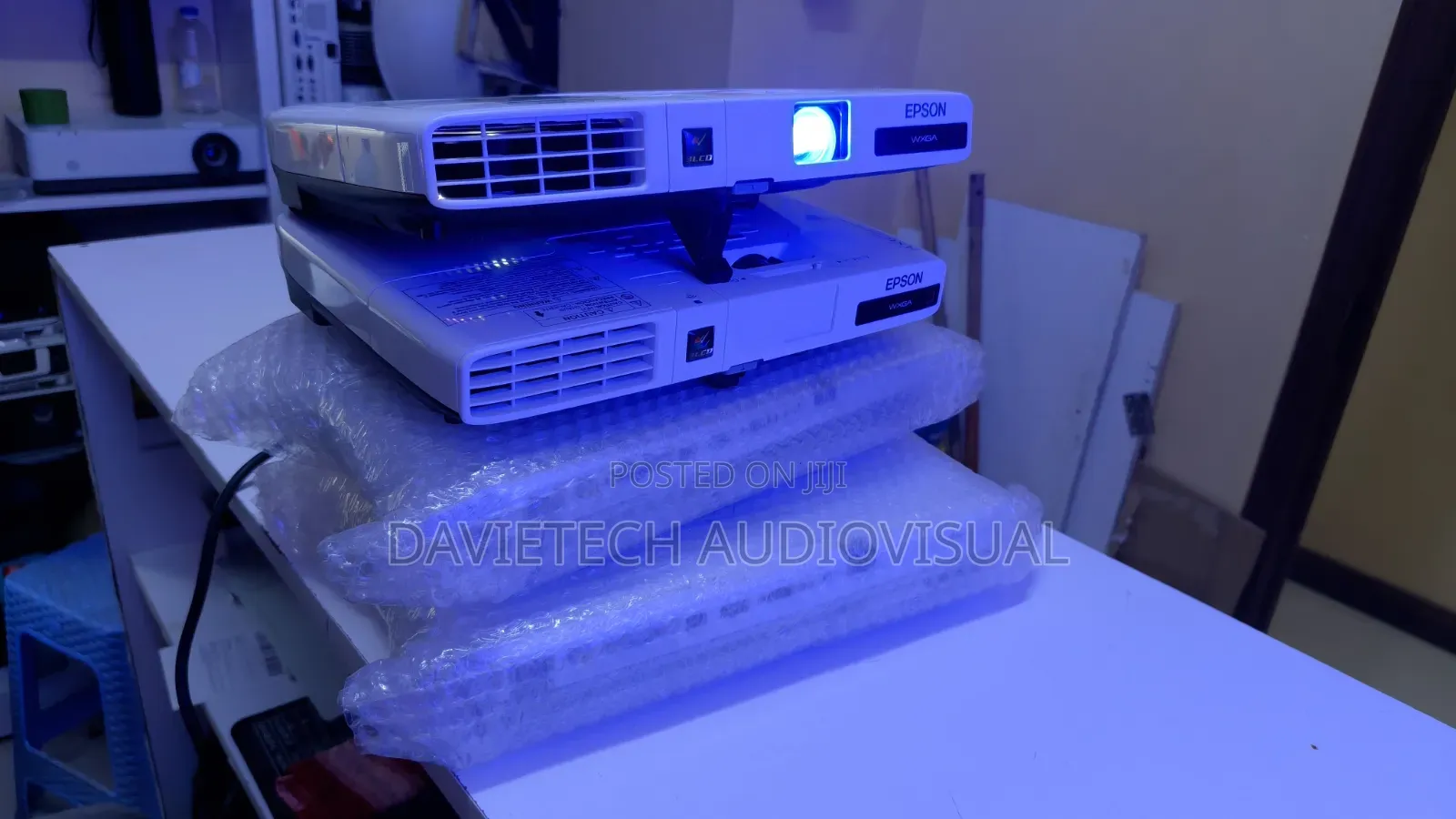 3000 Lumen, Epson 1776w, Ultra Slim Projector
