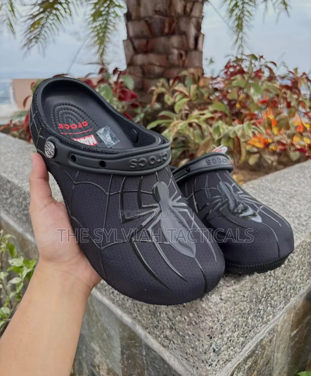 Spider-Man Neo Clogs (Black Marvel) Unisex