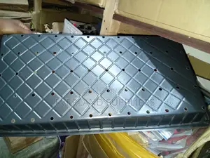 Hydroponic Trays for Small Plants - With Holes