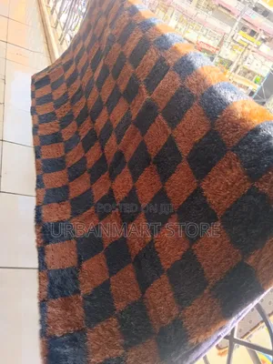 Stylish 7×10 Ft Carpet for Modern Homes in Fresh Stocks