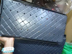 Drainage-Based Seedling Trays - With Holes