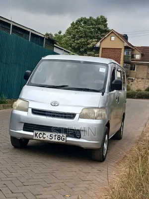 Toyota TownAce 2010 Silver