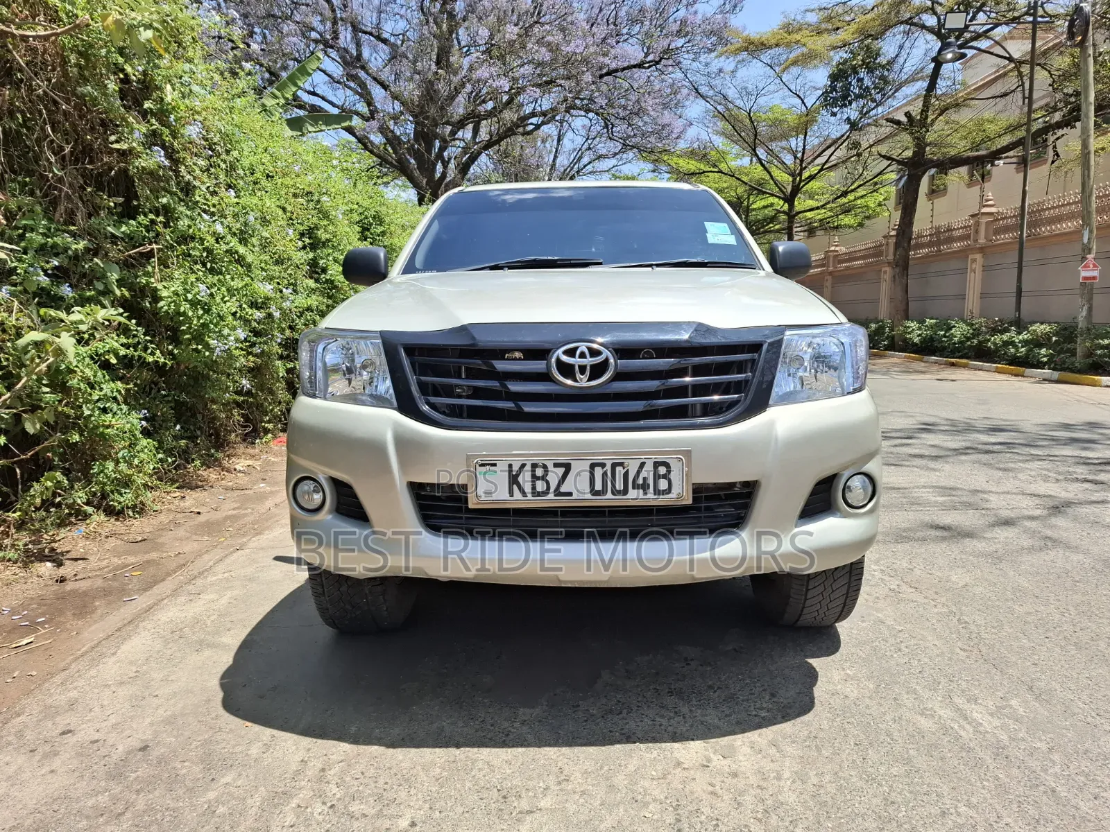 Toyota Hilux 2014 Teal