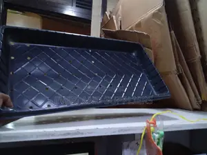Hydroponic Trays for Propagation Stations - With Holes
