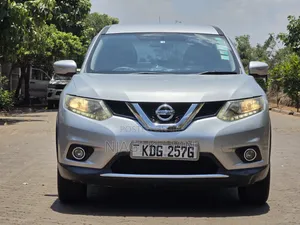 Nissan X-Trail 2014 Silver