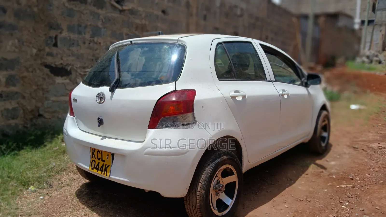 Toyota IST 2003 White