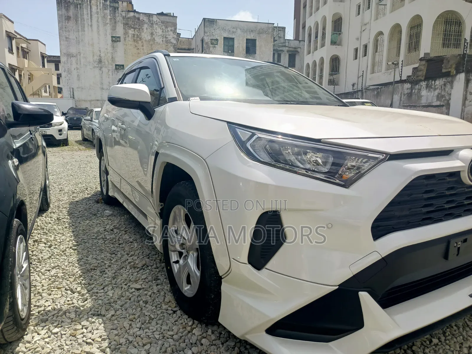Toyota RAV4 Limited AWD 2020 White