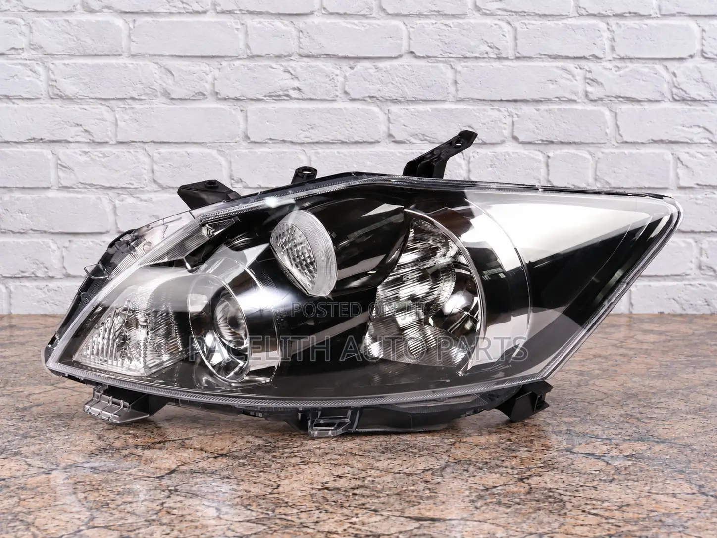 Depo Head Lamp / Head Light Toyota Auris 2010 - 2012 Xenon Black