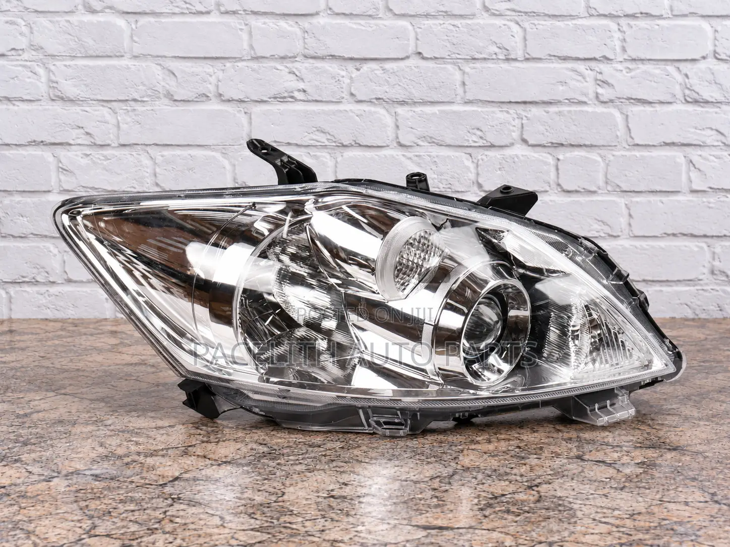 Depo Head Lamp / Head Light Toyota Auris 2010 - 2012 Xenon Clear