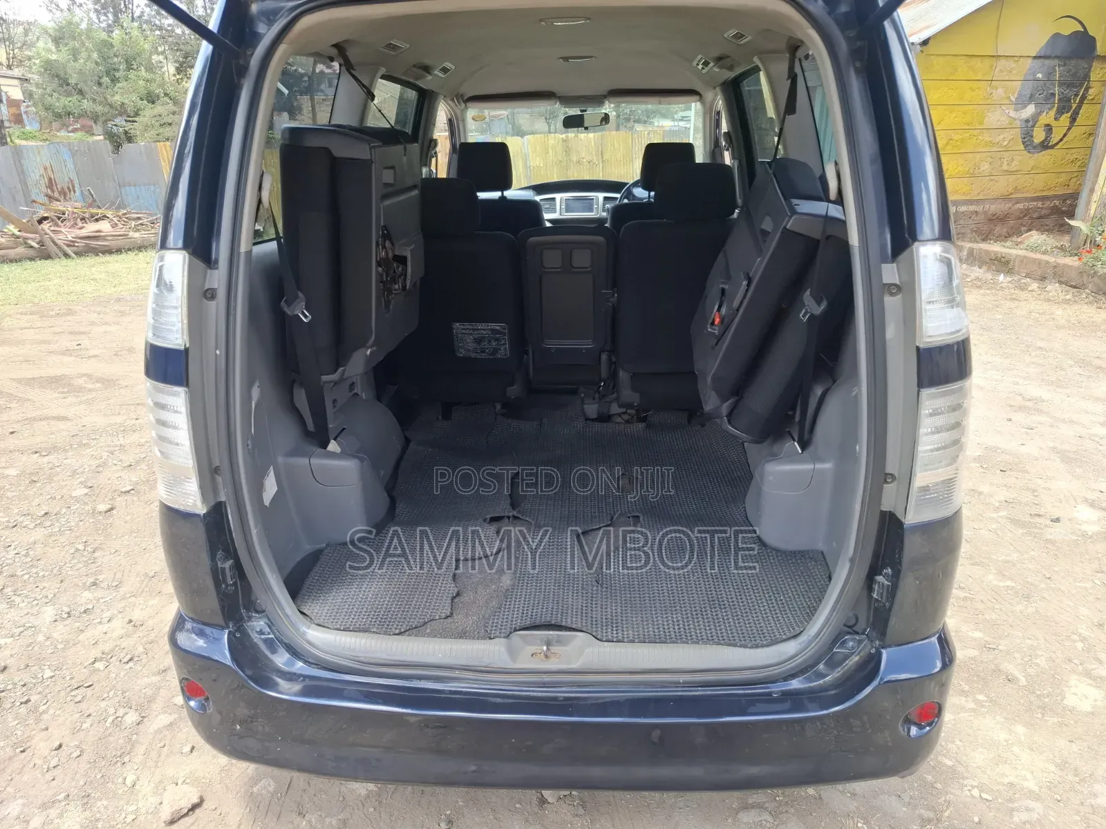 Toyota Voxy X 2WD 8-Seater 2006 Blue