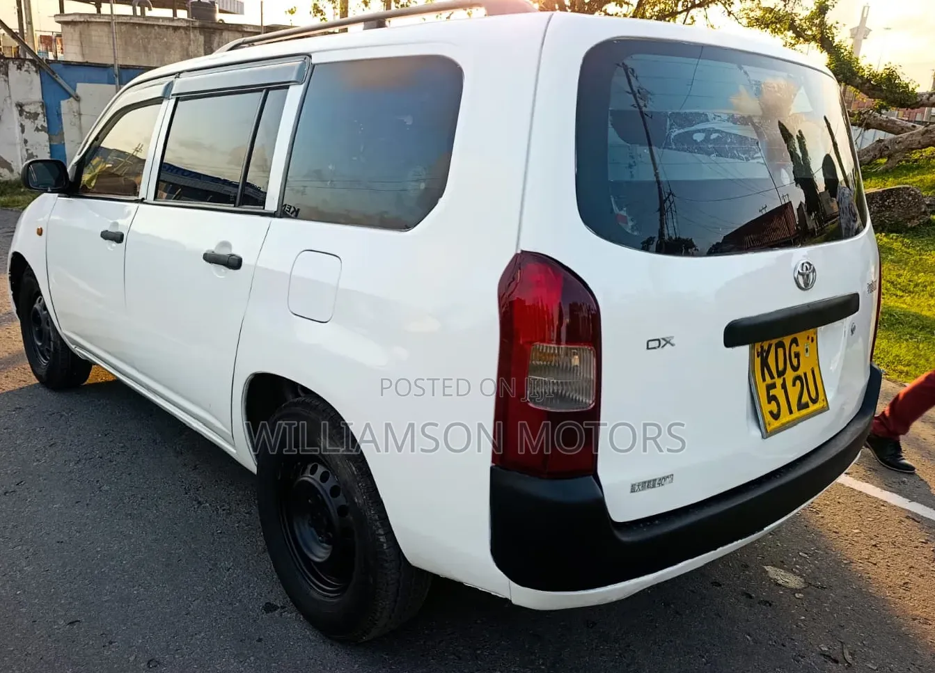 Toyota Probox 1.5 DX Comfort 2WD 2014 Pearl