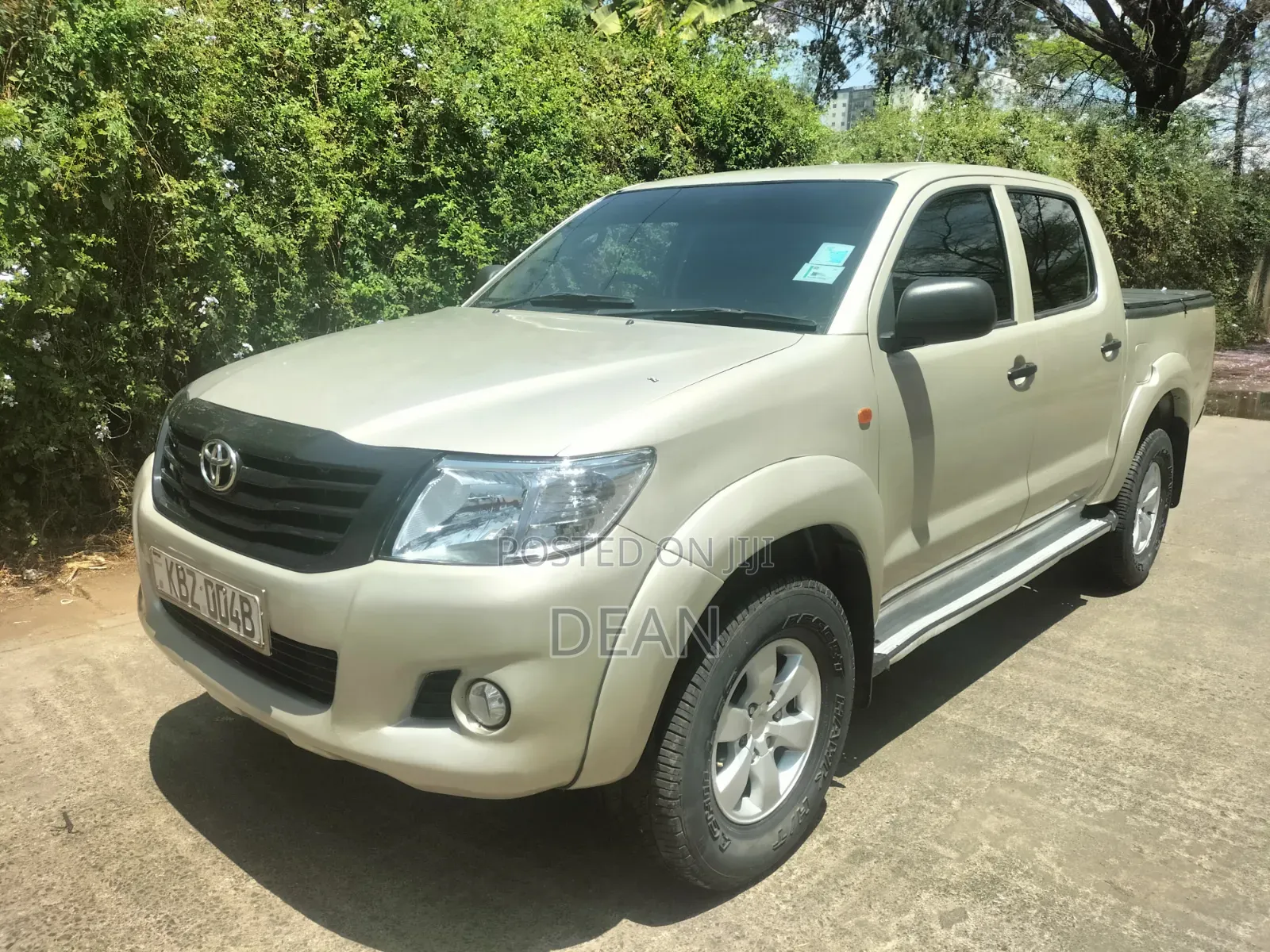 Toyota Hilux 2014 Brown
