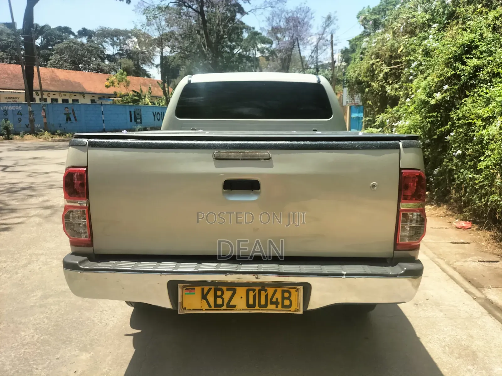 Toyota Hilux 2014 Brown