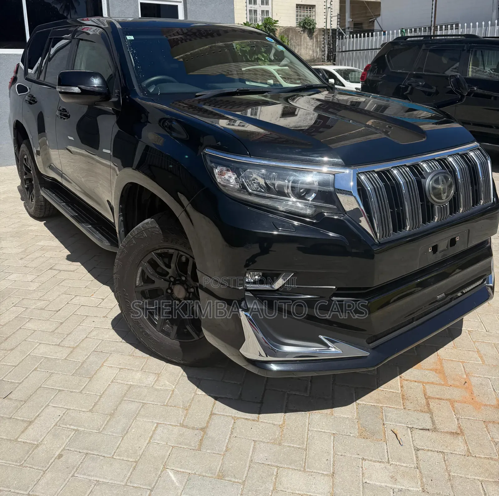 Toyota Land Cruiser 2020 Black