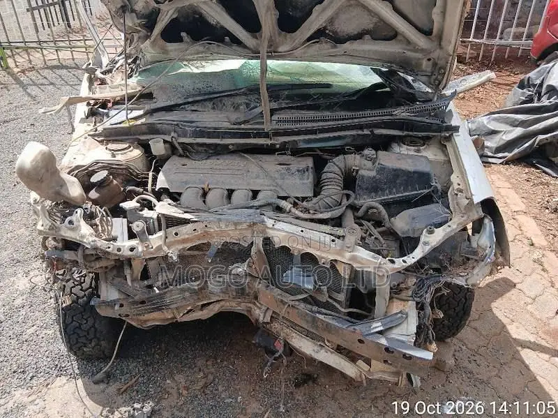 Toyota Caldina 2004 White