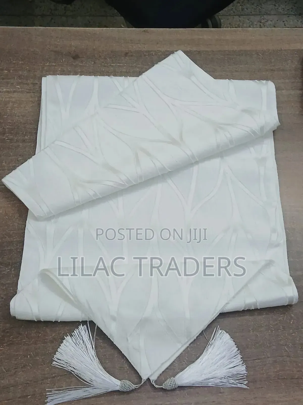 Simple Classy Fabric Table Runner for Home Decor