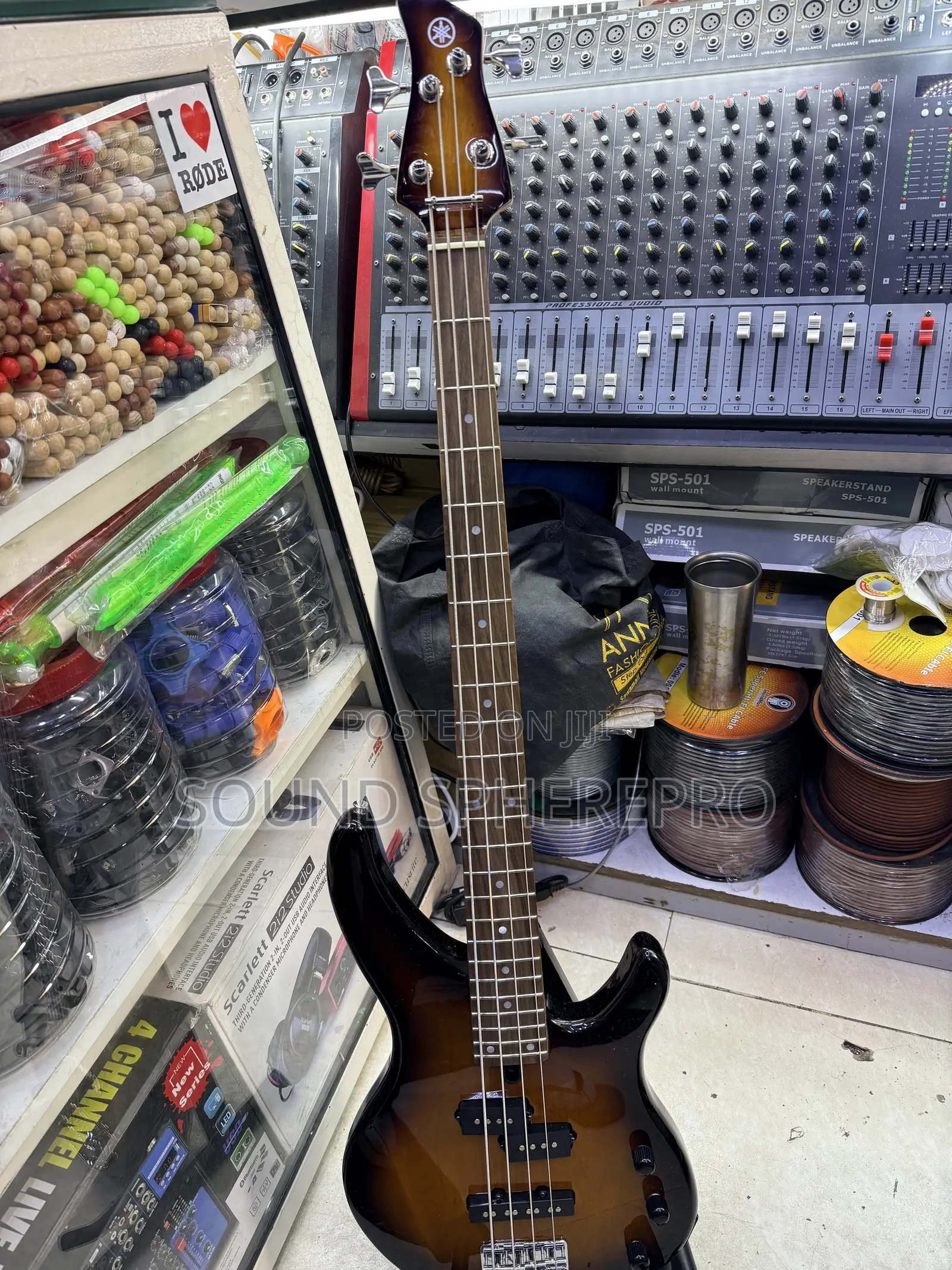 Yamaha 4 String Passive Guitar