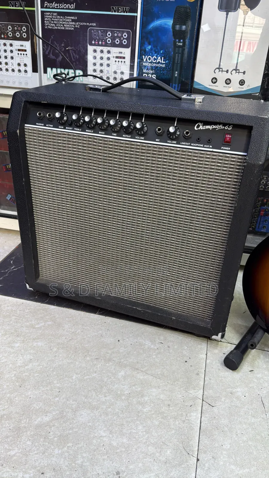 Fender Champion 65 Bass Guitar Combo